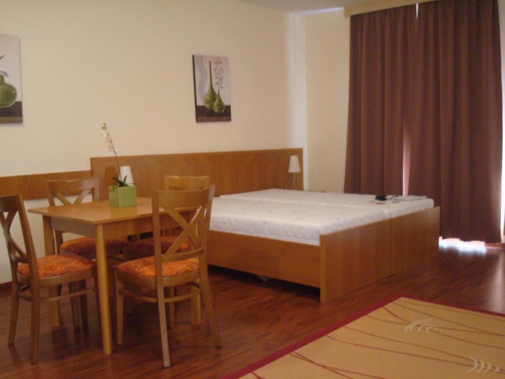 Carpe Diem Apartment Hajdúszoboszló Oda fotoğraf