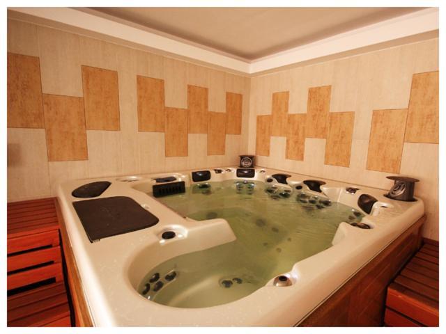 Carpe Diem Apartment Hajdúszoboszló Dış mekan fotoğraf